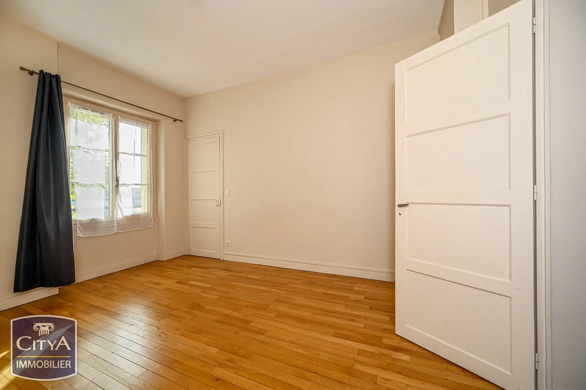 Photo 3 Appartement 4 pièces 98.23m²