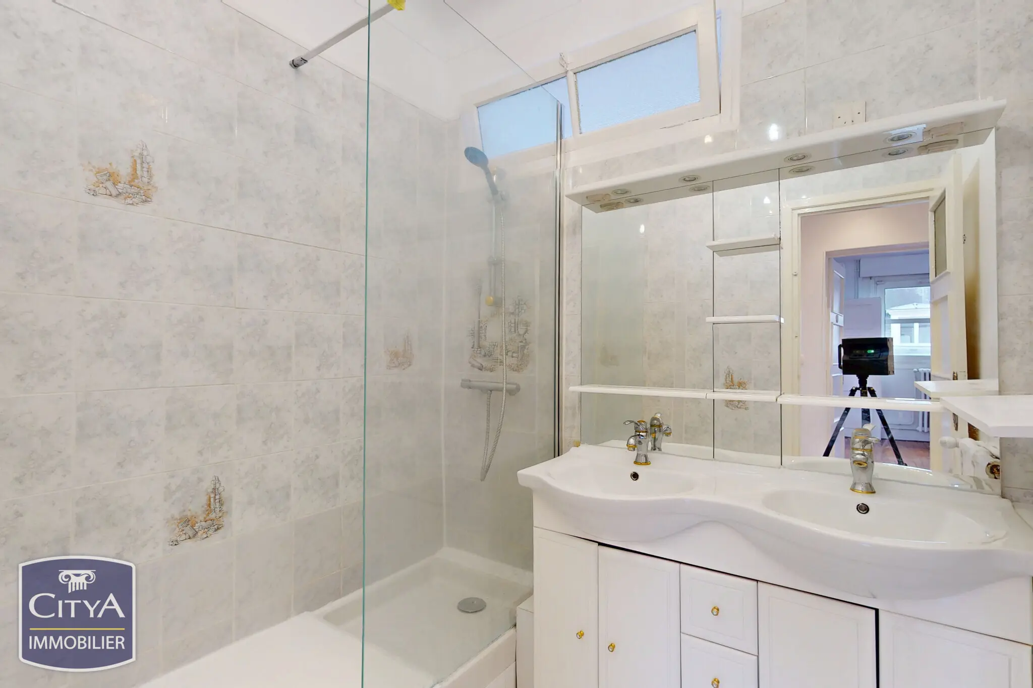 Photo 11 Appartement 4 pièces 91m²