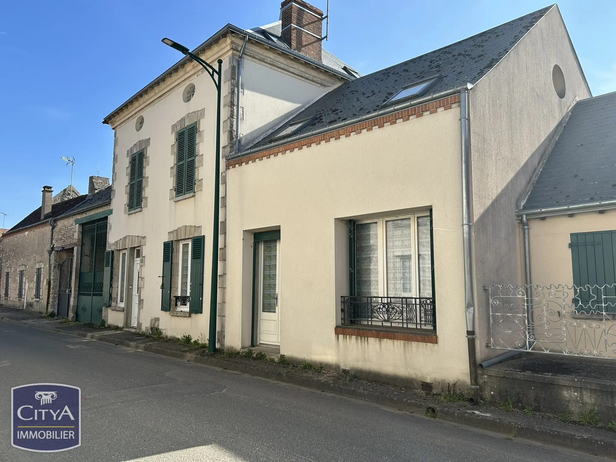 Photo 2 Maison 11 pièces 381m²