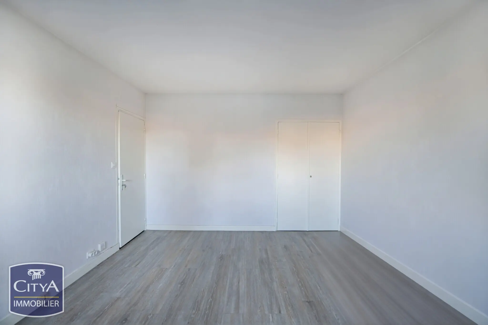 Photo 3 Appartement 1 pièce 27.34m²