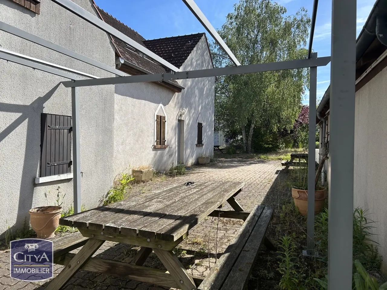 Photo 2 Immeuble 325.11m²