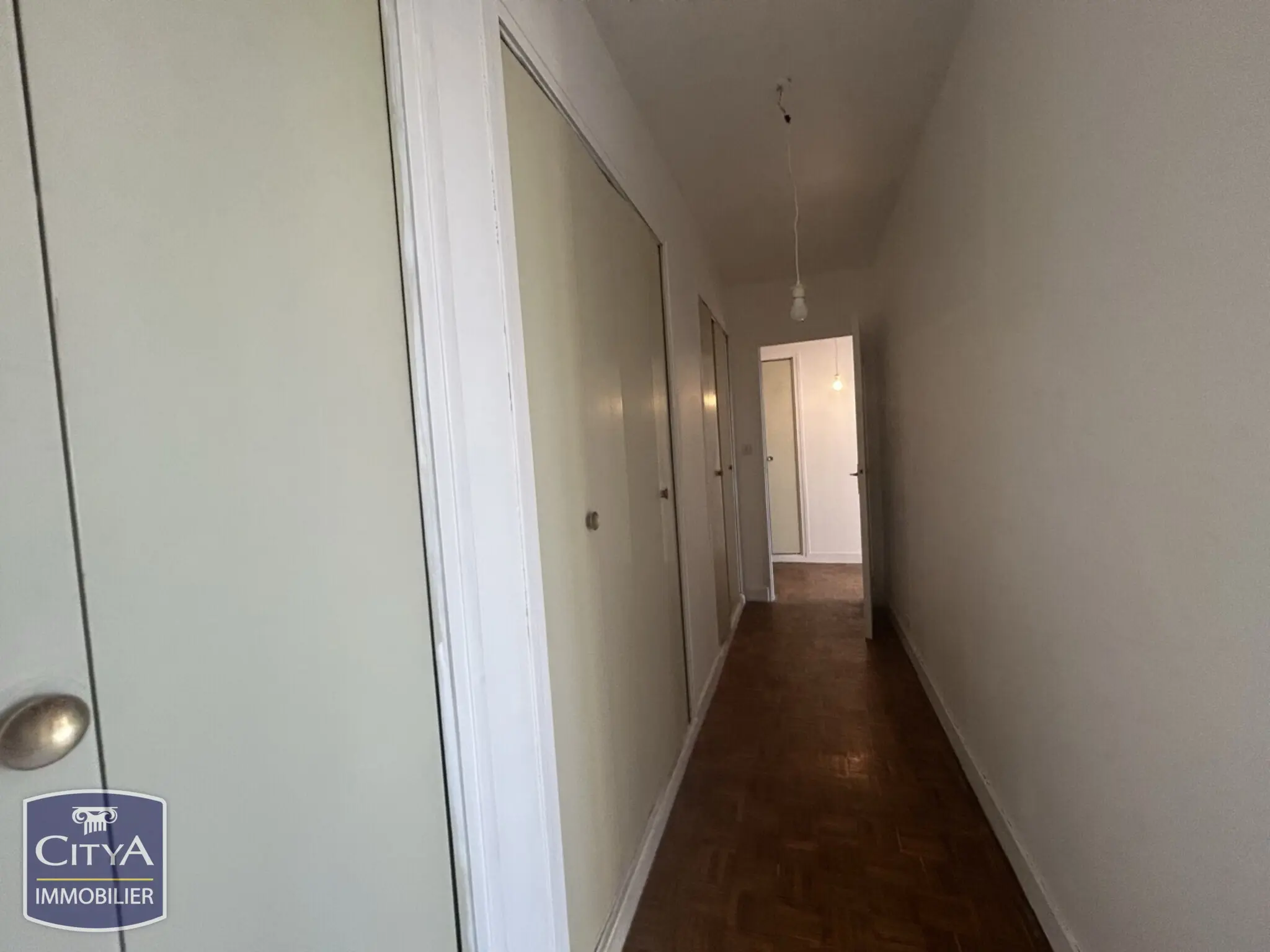 Photo 16 Appartement 2 pièces 55.1m²