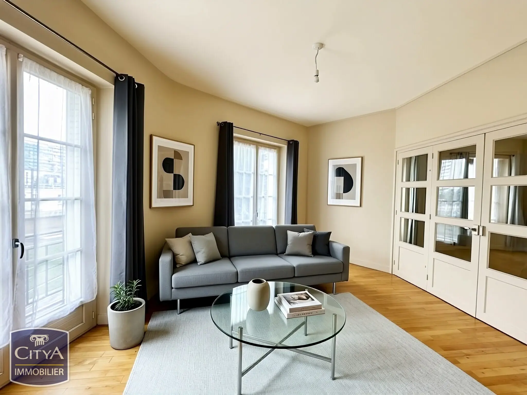 Photo 1 Appartement 4 pièces 98.23m²