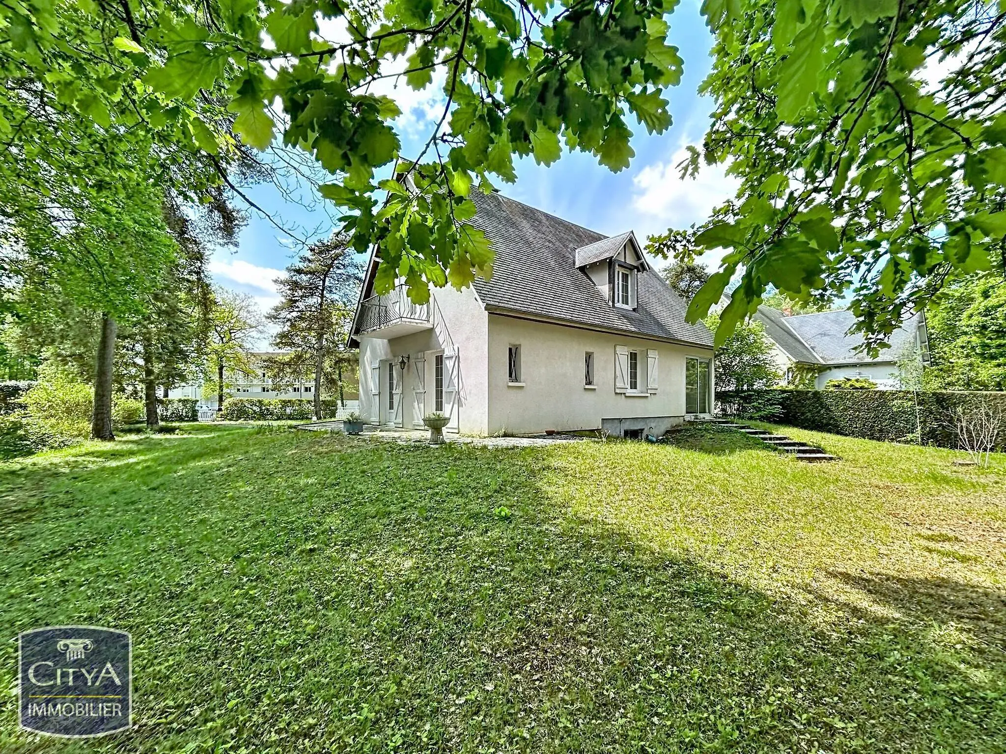 Photo 13 Maison 10 pièces 216m²