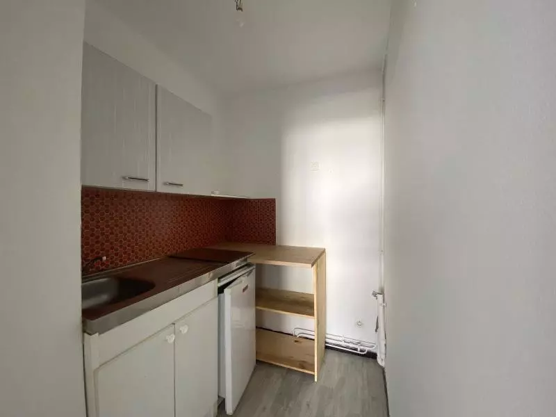 Illustration pour Appartement 2 pièces 37m² Photo Appartement 2 pièces 37m²