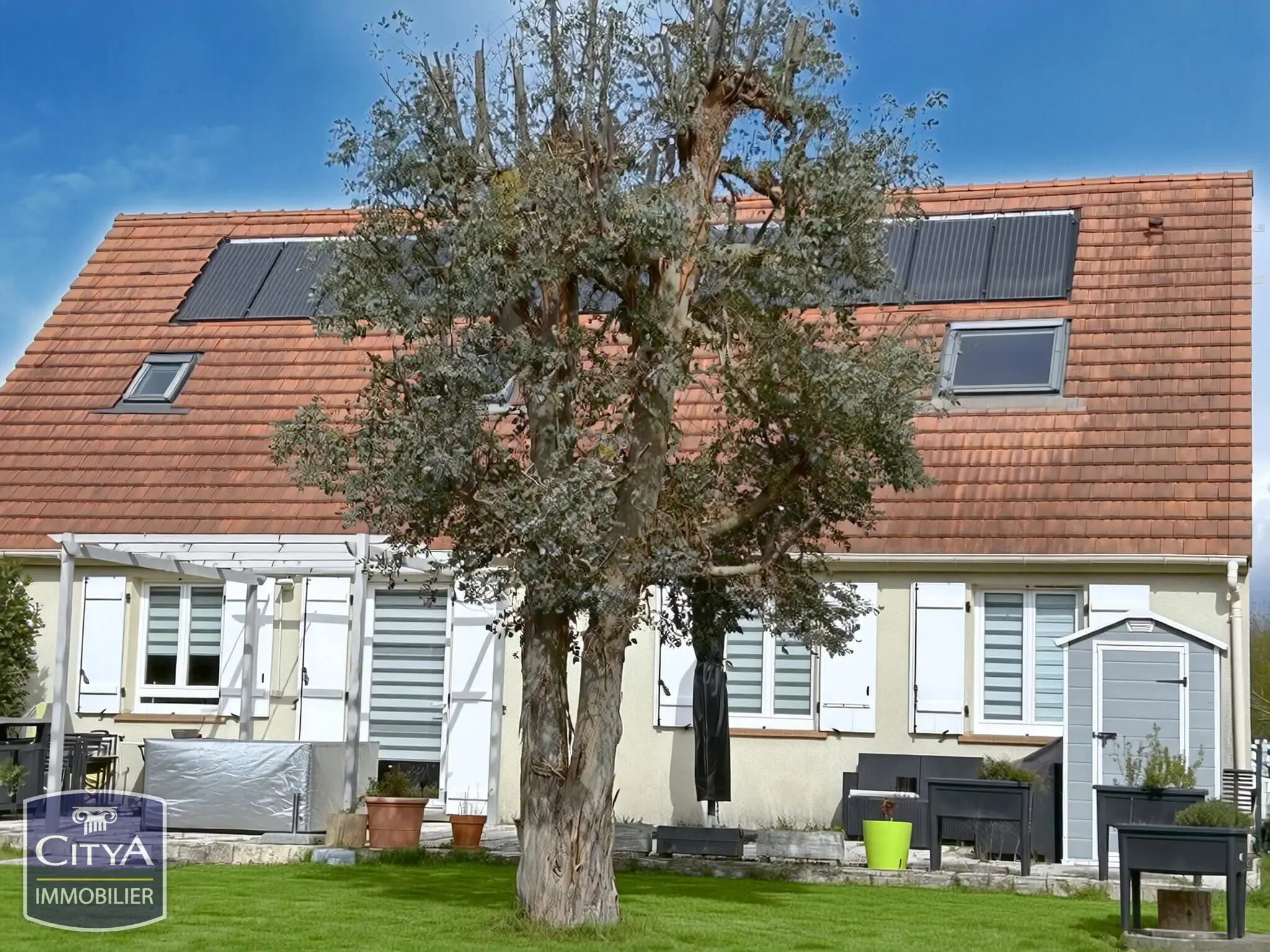 Photo 1 Maison 5 pièces 136m²