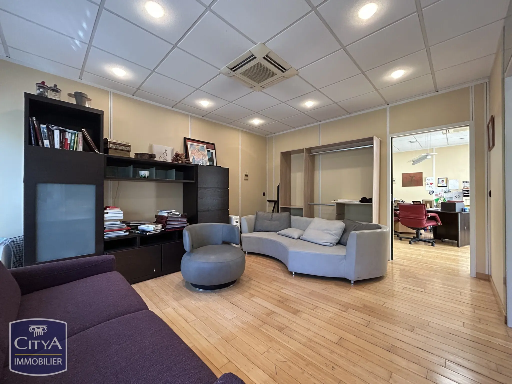 Photo 9 Local Commercial 219.04m²