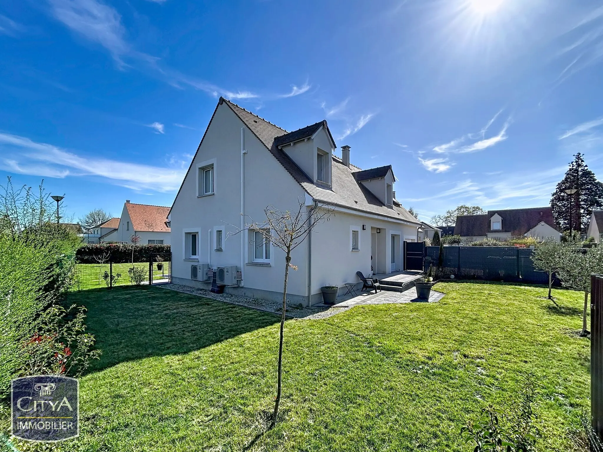 Photo 1 Maison 7 pièces 137.5m²