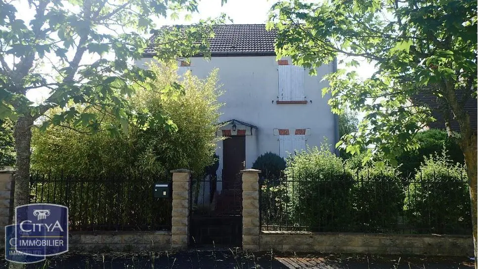 Photo 1 Maison 5 pièces 130m²