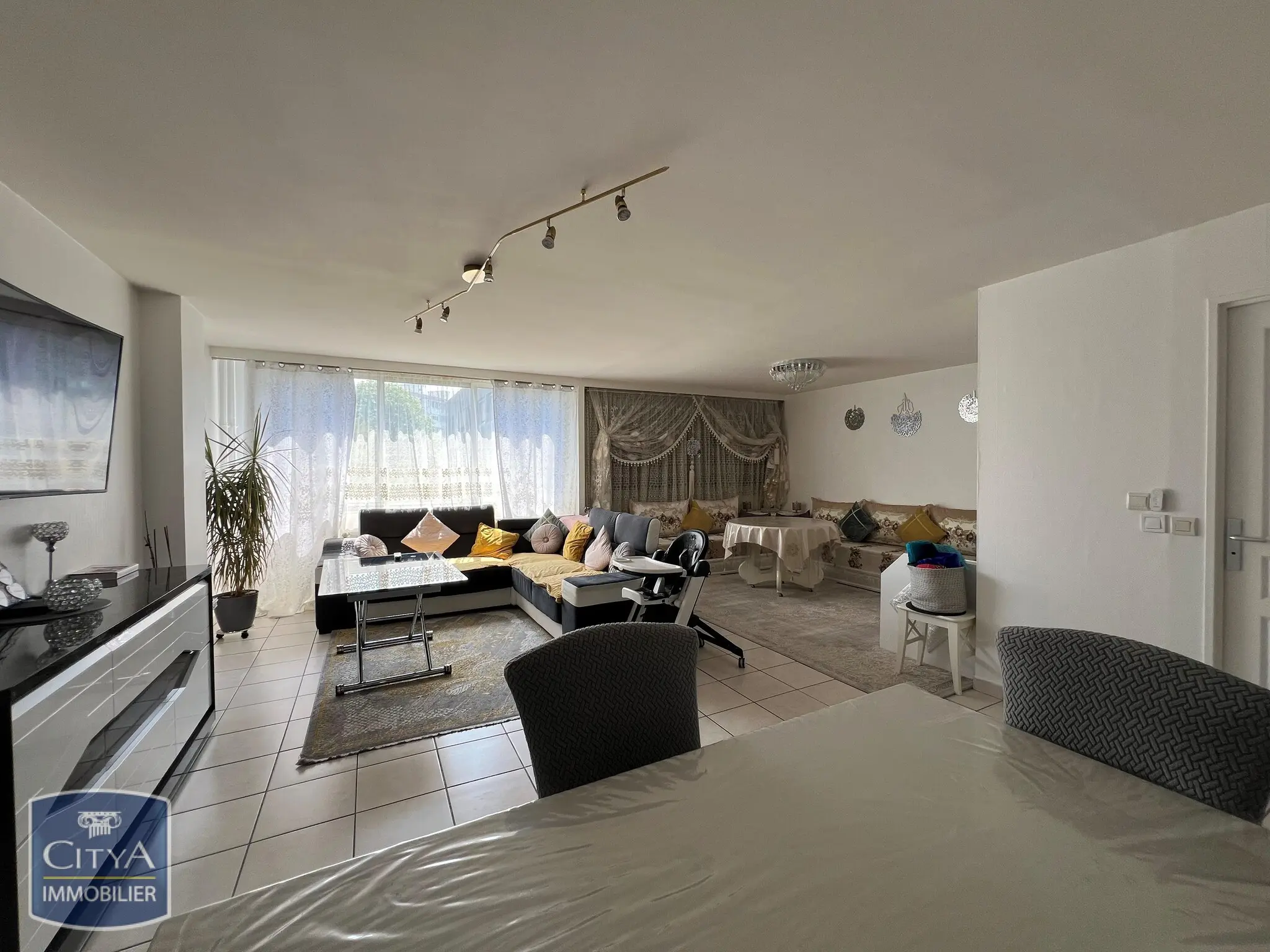 Photo 3 Appartement 4 pièces 107m²