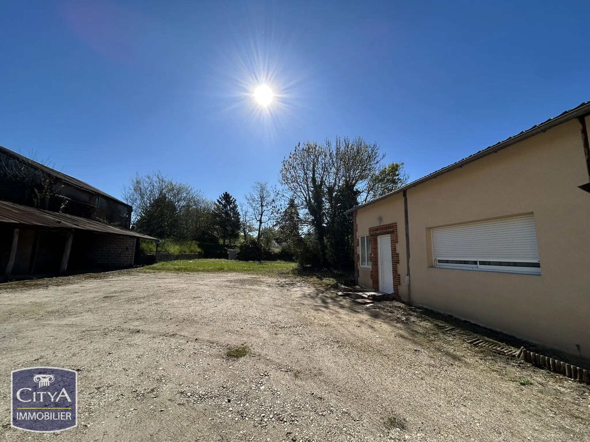 Photo 4 Immeuble 288m²