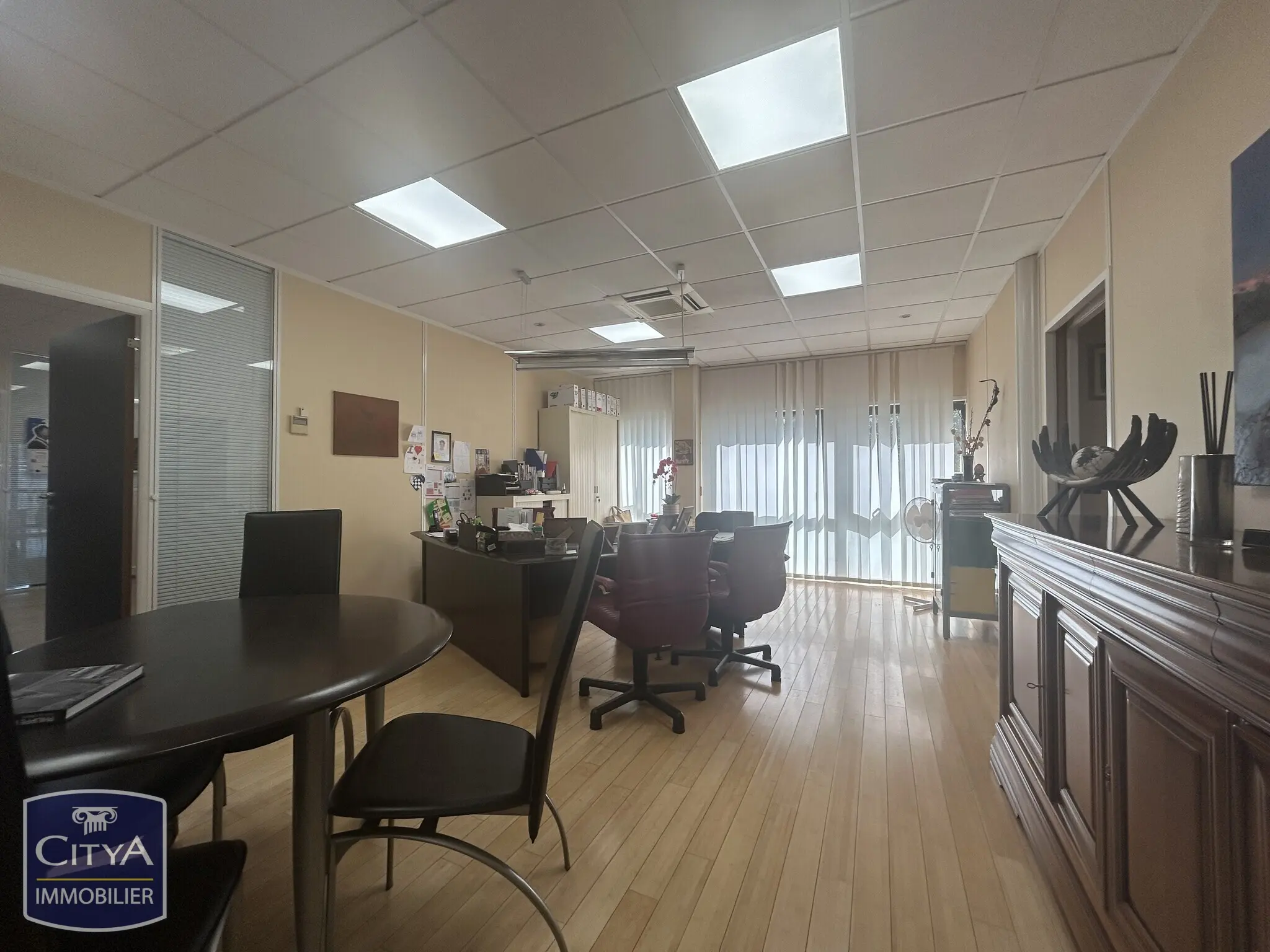Photo 5 Local Commercial 219.04m²