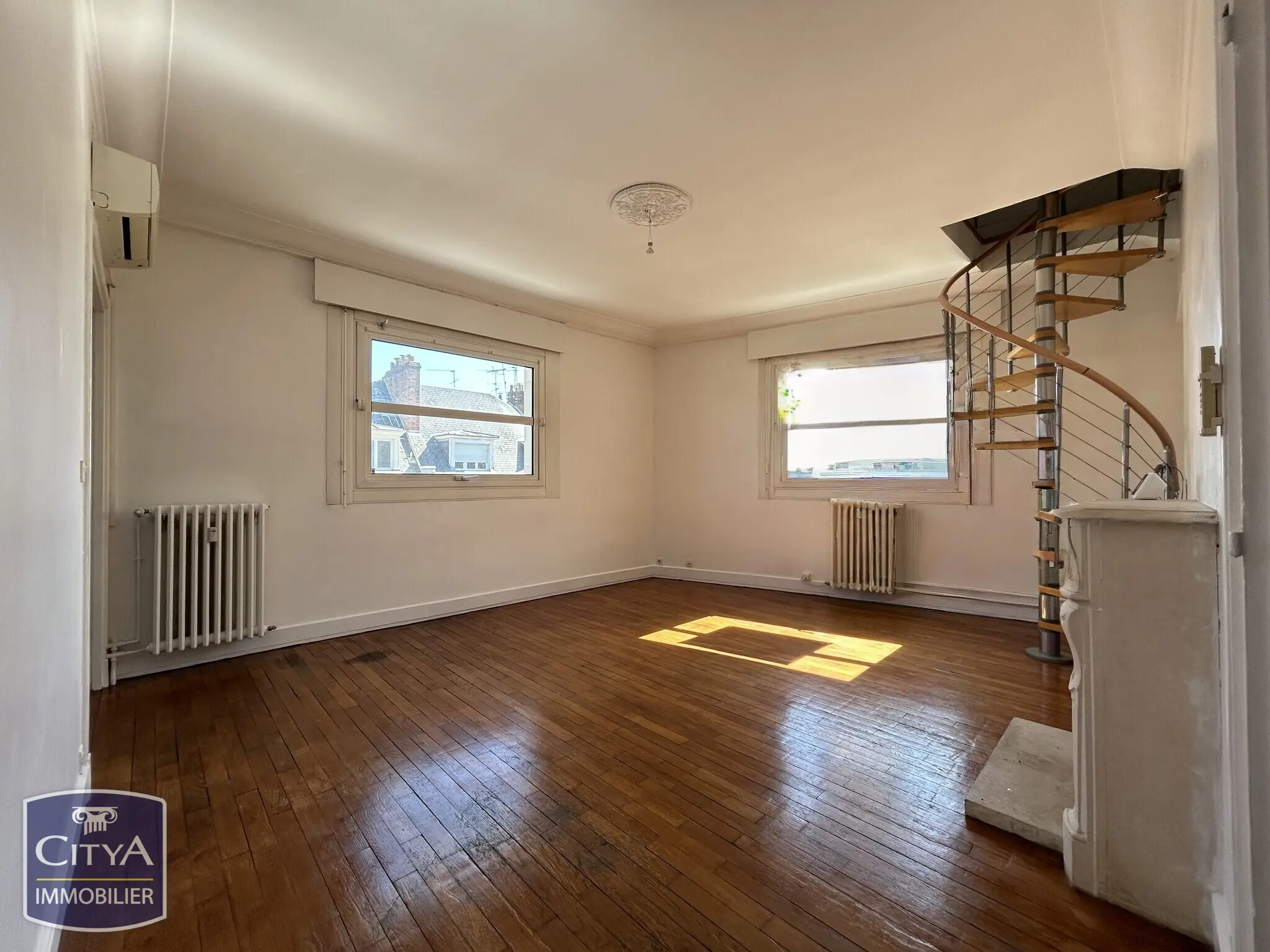 Photo 2 Appartement 4 pièces 91m²