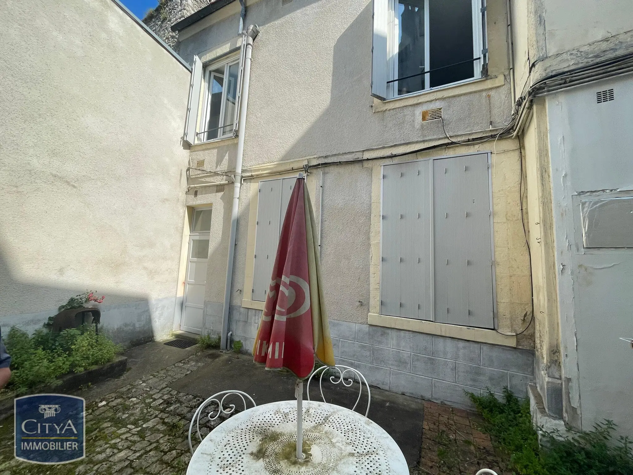 Photo 6 Immeuble 240m²