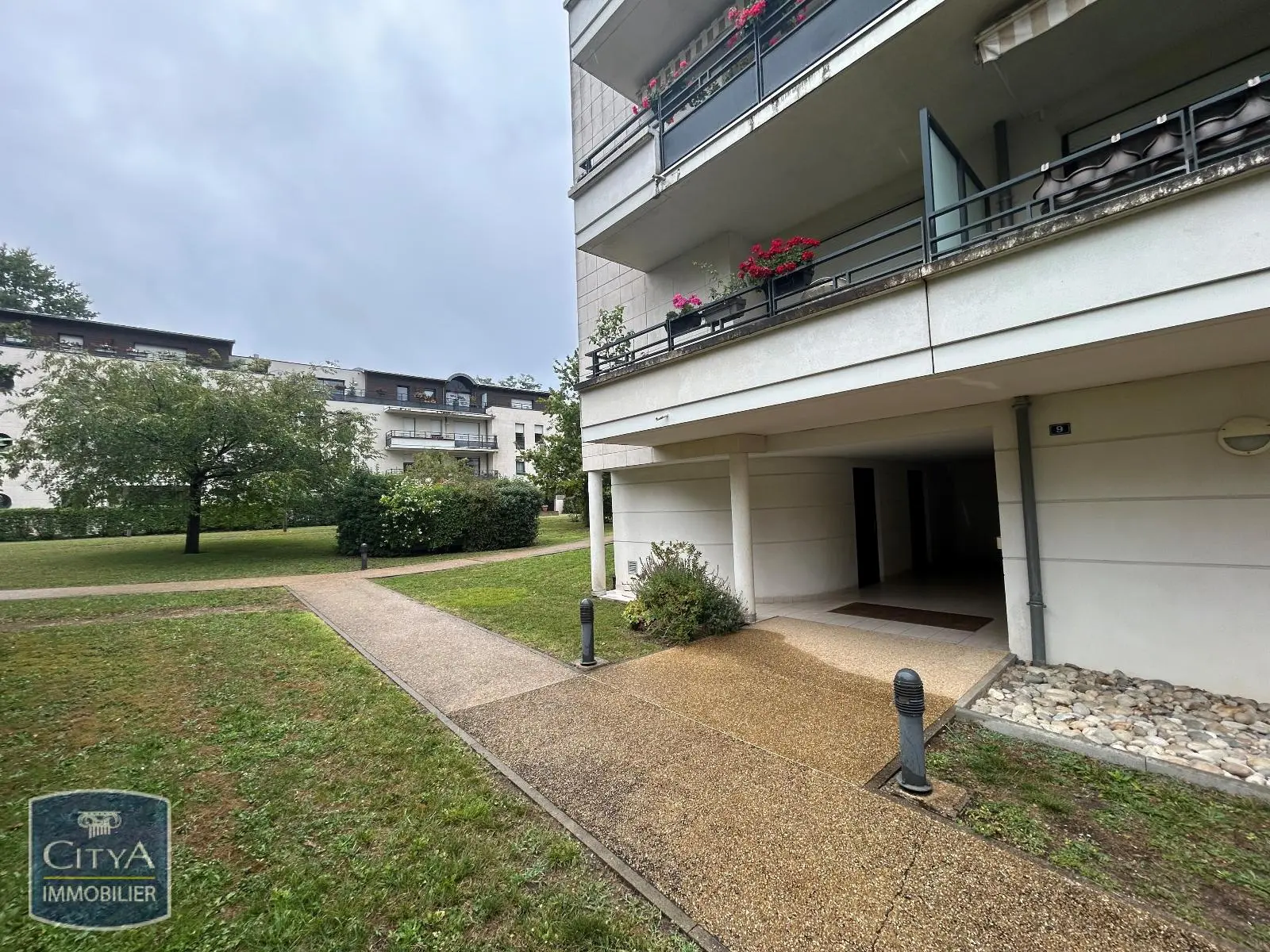 Photo 5 Parking 24m²