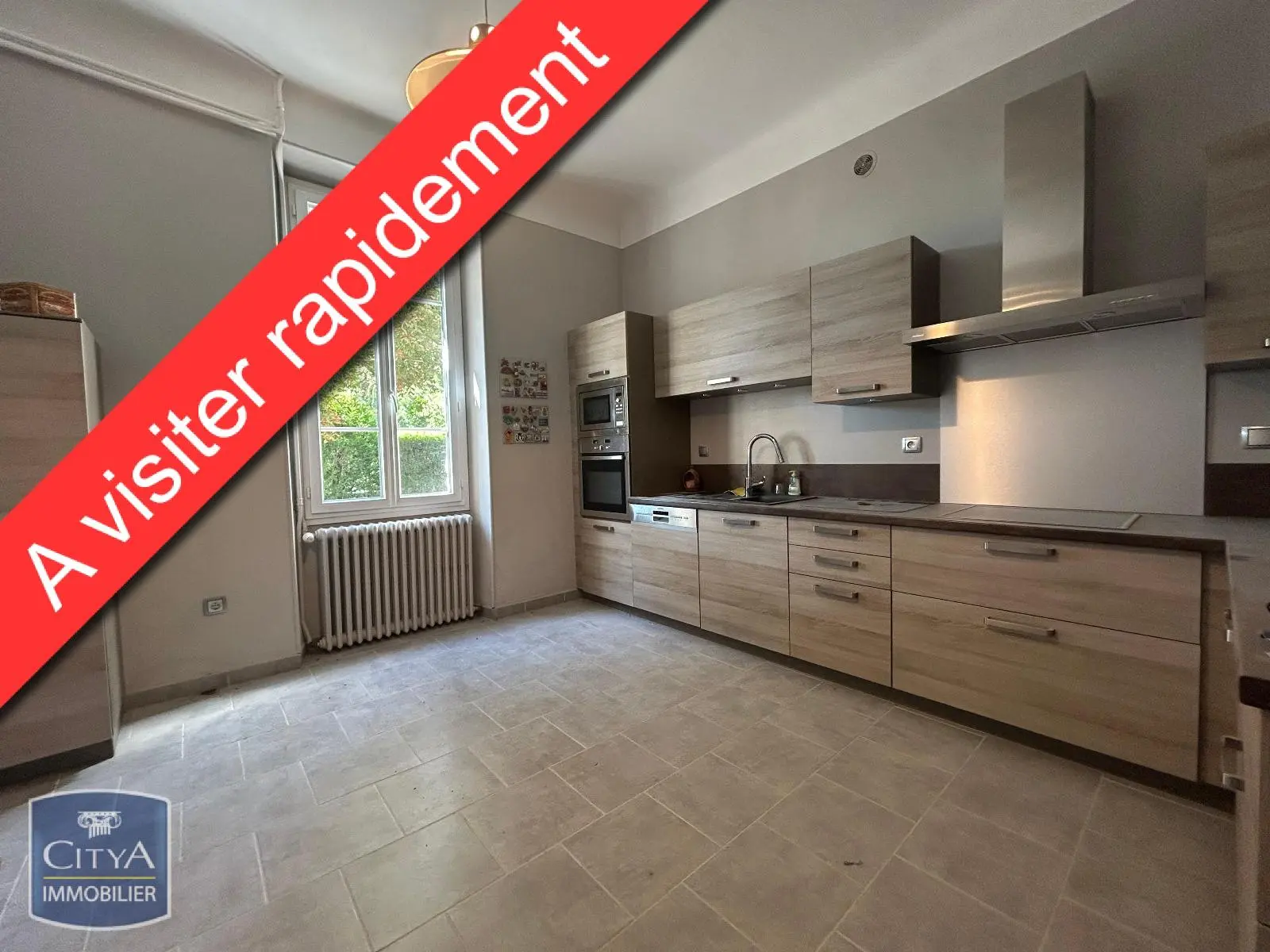 Photo 1 Maison 5 pièces 158.68m²