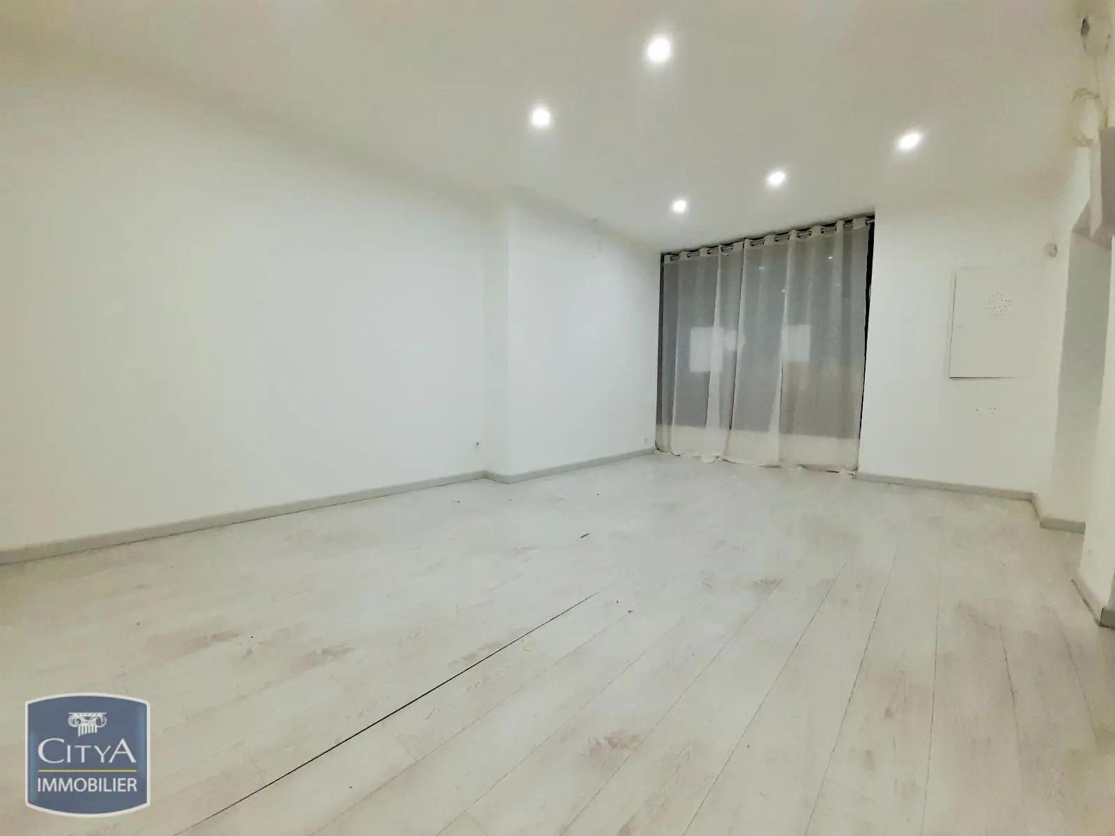 Photo 5 Local Commercial 45m²