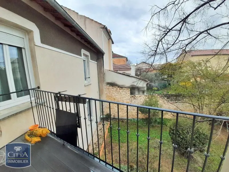Photo 1 Appartement 5 pièces 122.49m²