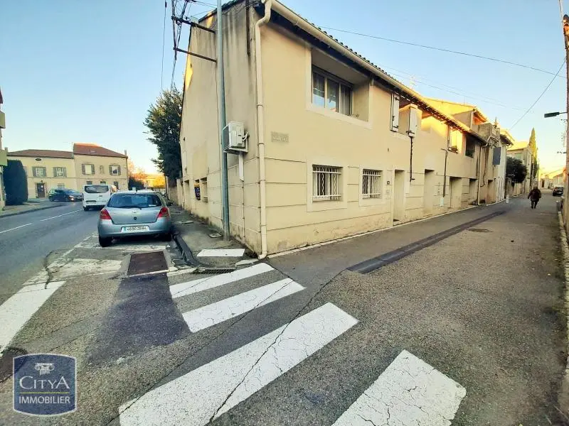 Photo 0 local professionnel Orange