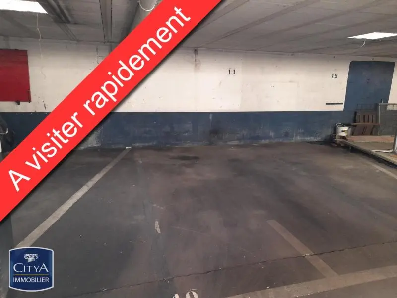 Photo 2 Parking