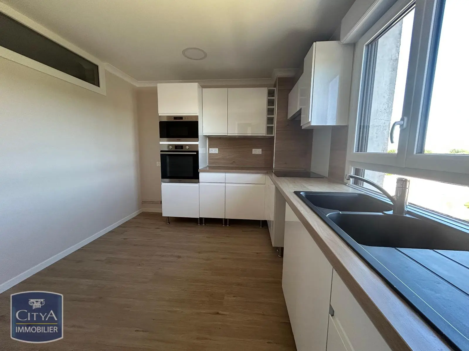 Photo 2 Appartement 3 pièces 71.14m²