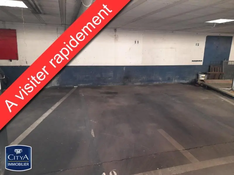 Photo 2 Parking