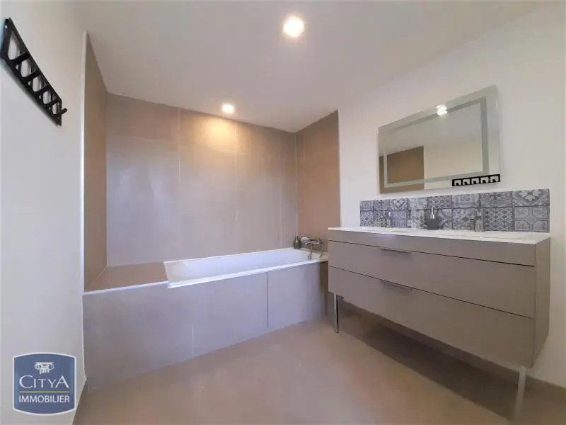Photo 11 Maison 5 pièces 127.1m²