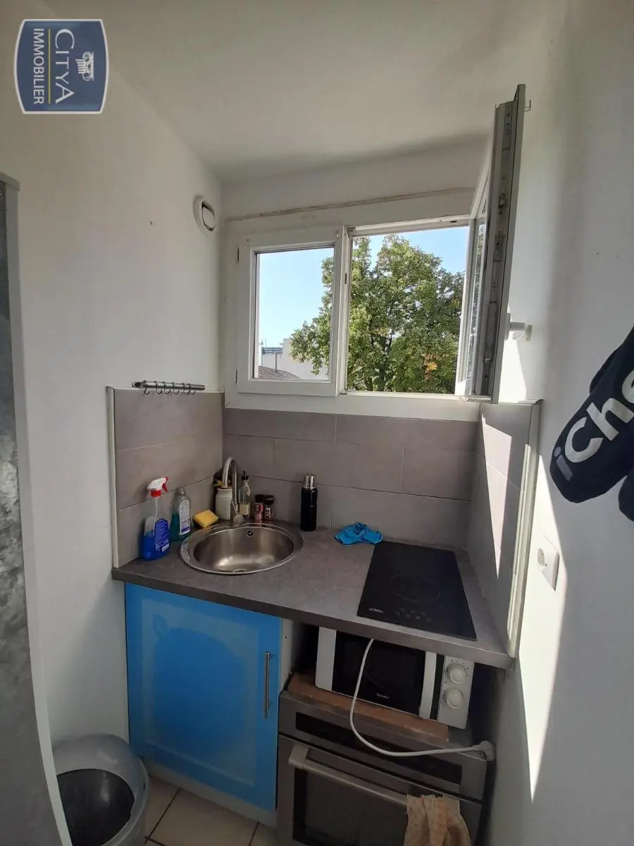 Photo 4 Appartement 1 pièce 22.76m²