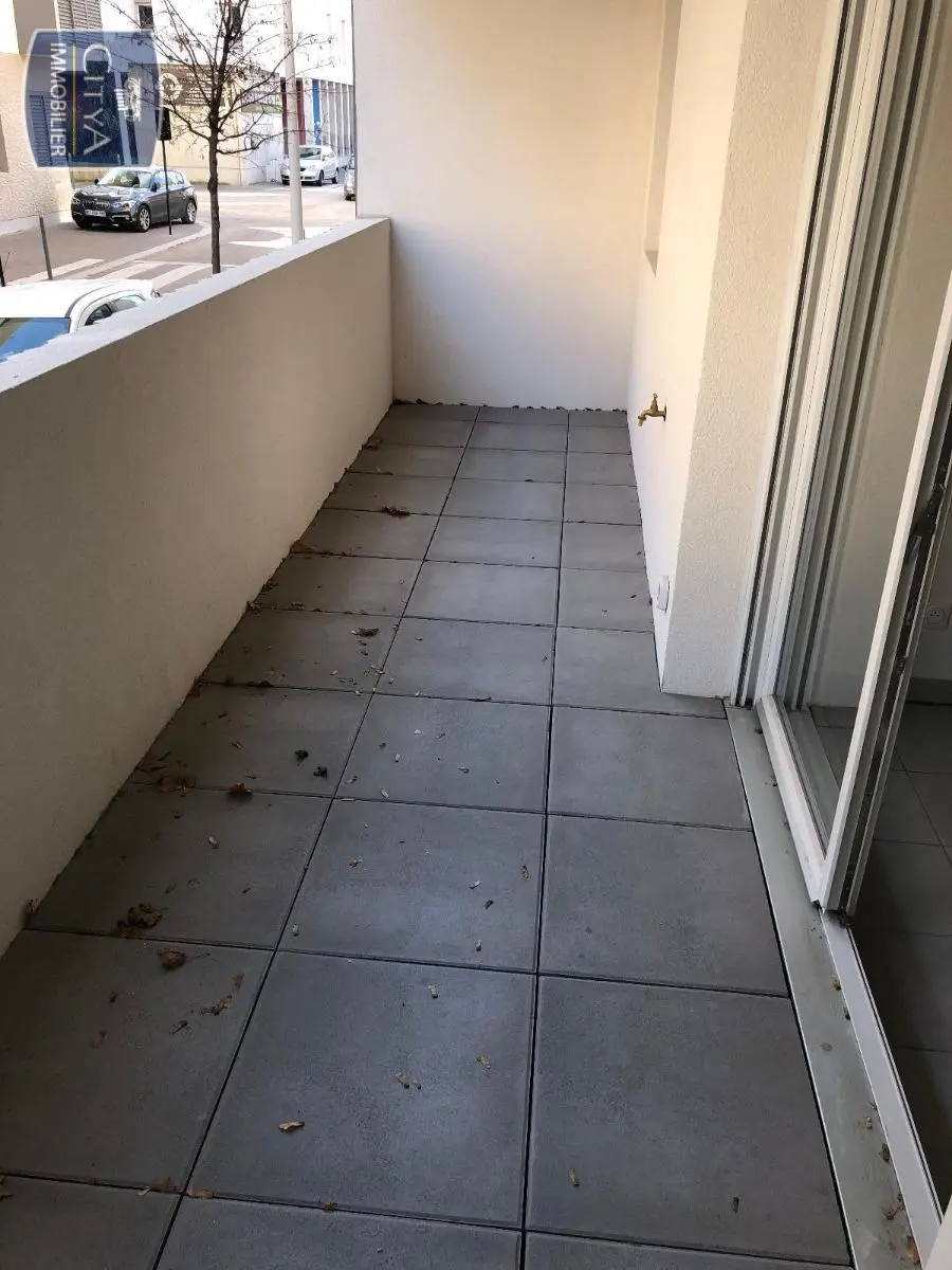 ROGRAMME NEUF - QUARTIER HOCHE - BALCON - PARKING