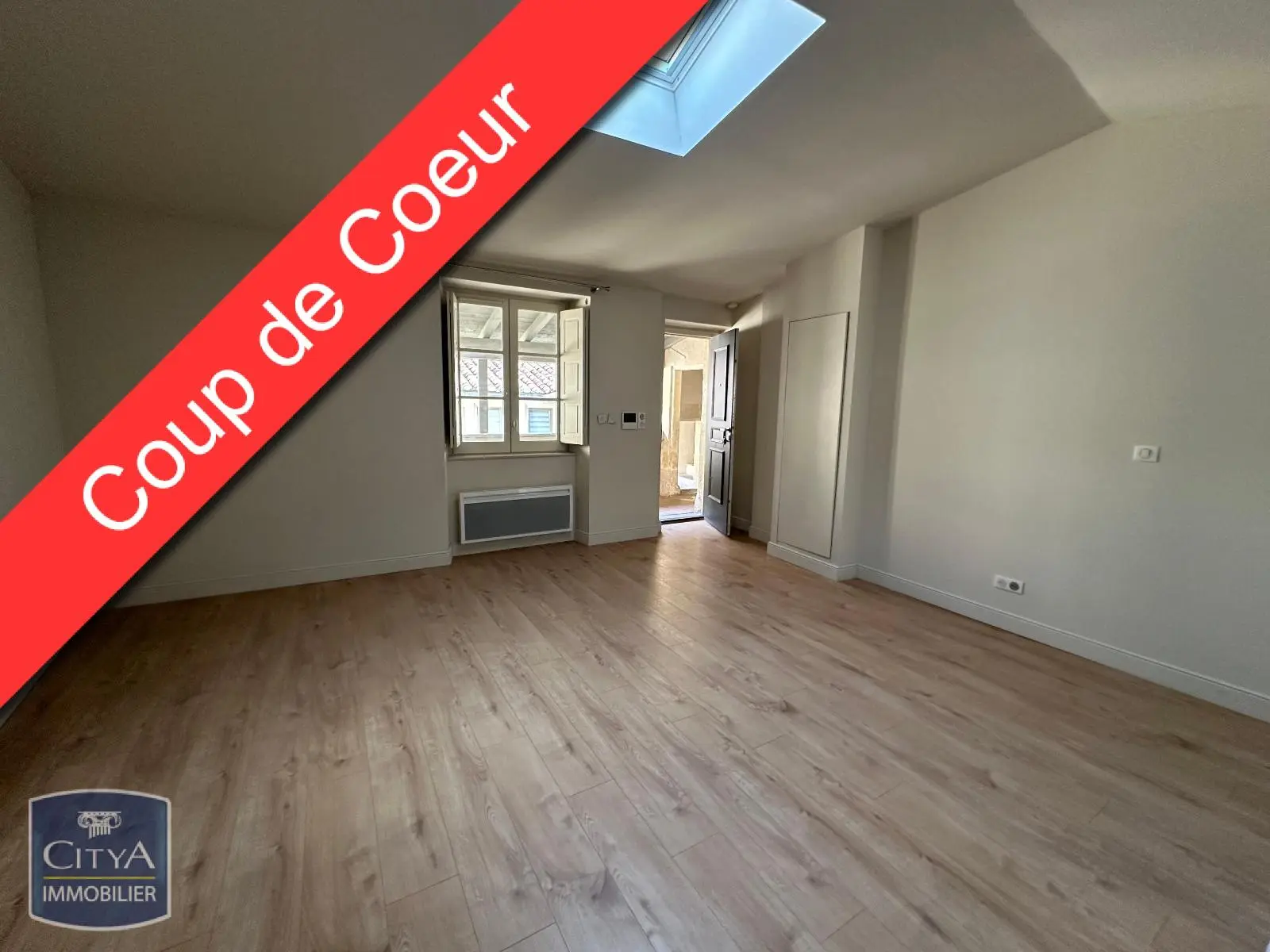 Photo 1 Appartement 1 pièce 32.5m²