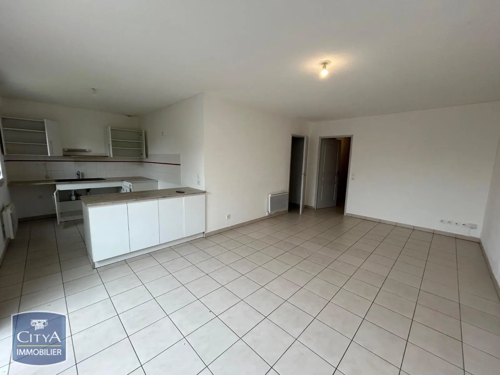 LOCATION P3 RODILHAN JARDIN