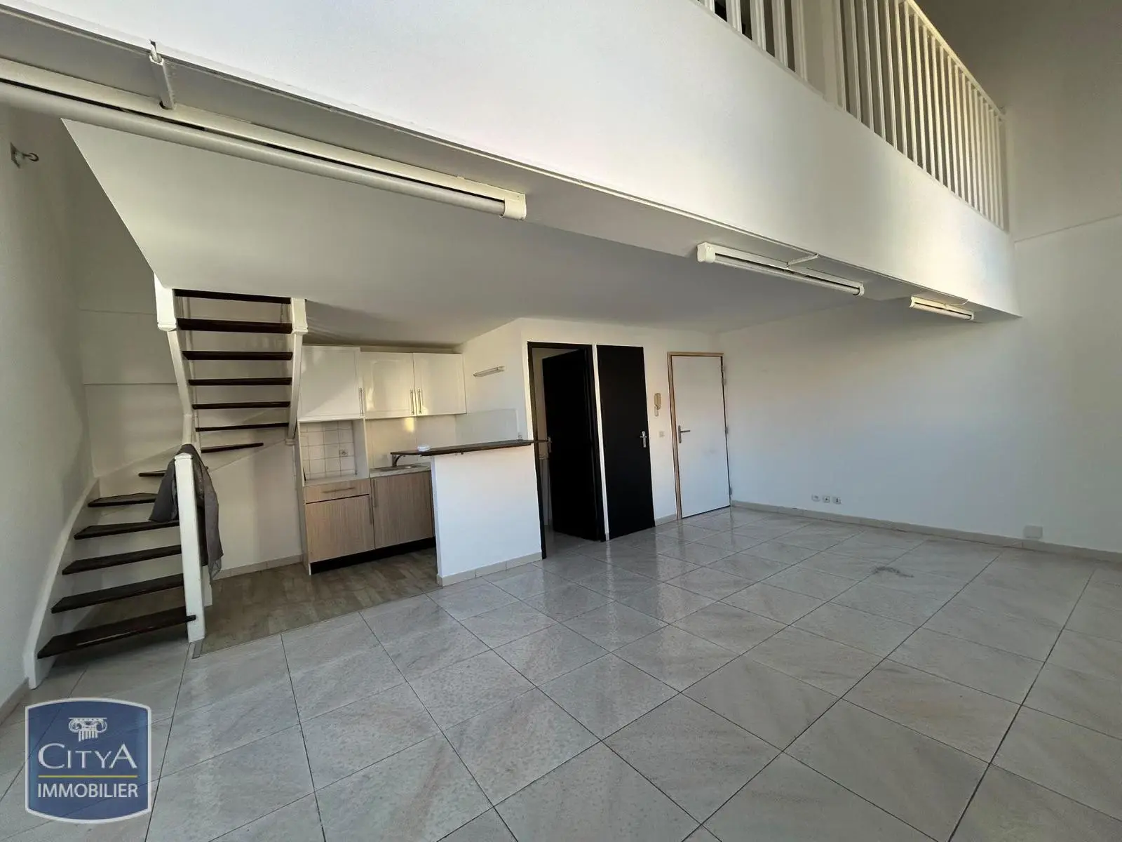 Photo 1 Appartement 2 pièces 55.44m²