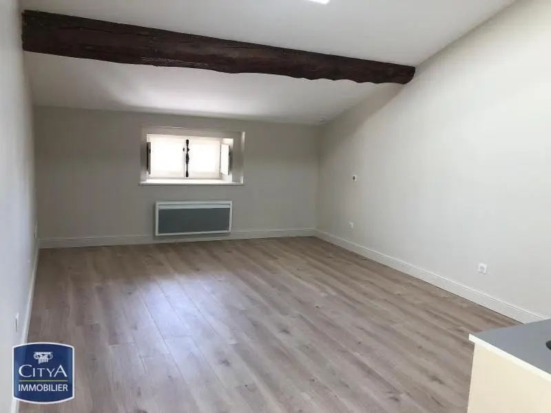 Photo 2 Appartement 1 pièce 27.2m²