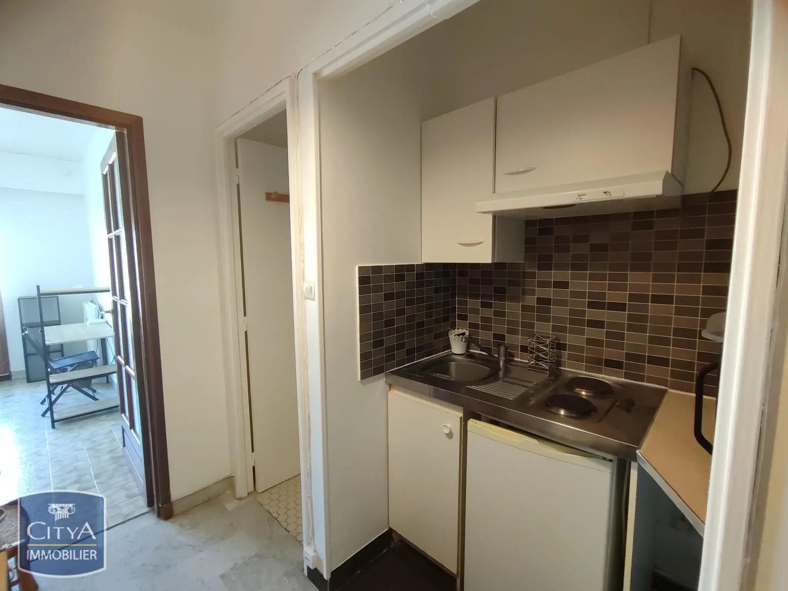 Photo 5 Appartement 1 pièce 23.61m²