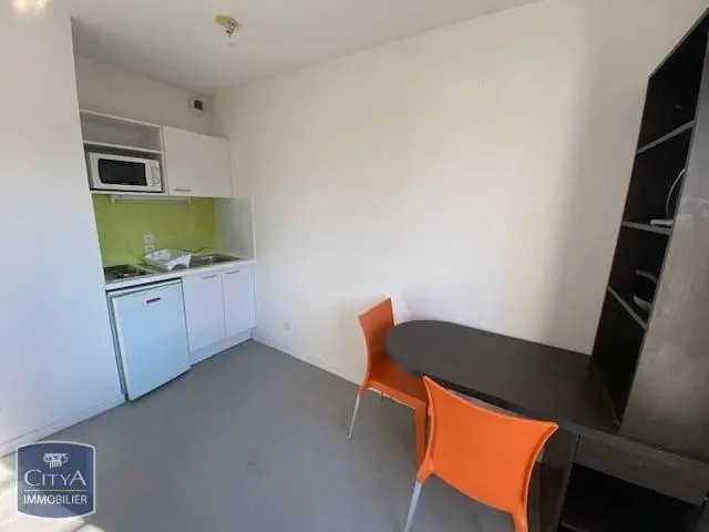 Photo 2 Appartement 1 pièce 17.54m²