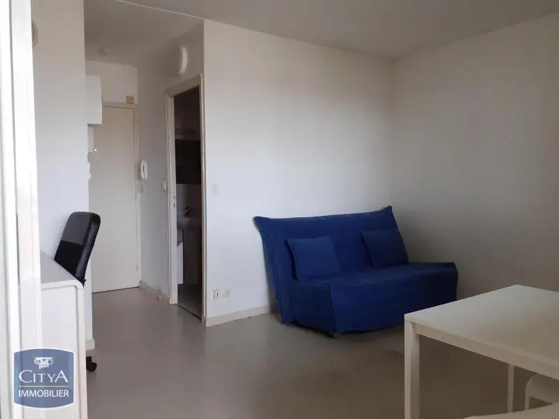 Photo 2 Appartement 1 pièce 20.44m²