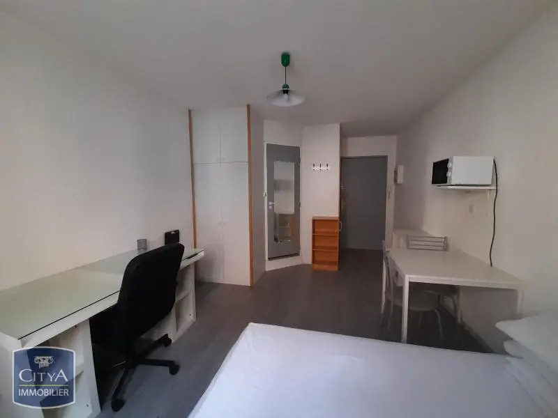 Photo 3 Appartement 1 pièce 17.38m²