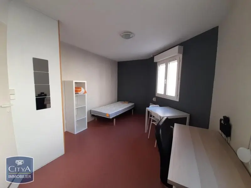 Photo 1 Appartement 1 pièce 16.72m²