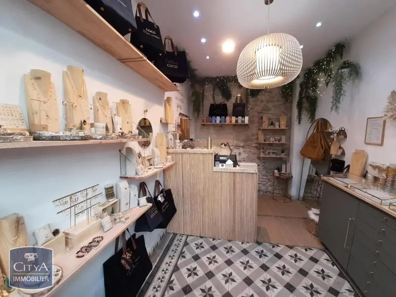 Photo 5 Local Commercial