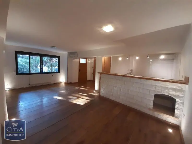 Photo 1 Appartement 2 pièces 57.7m²