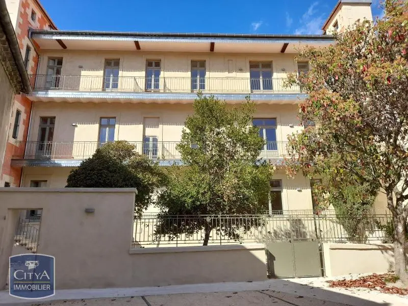 LOCATION STUDIO STANDING BALCON SECTEUR PREFECTURE PROCHE ARENES ESPLANADE CENTRE VILLE