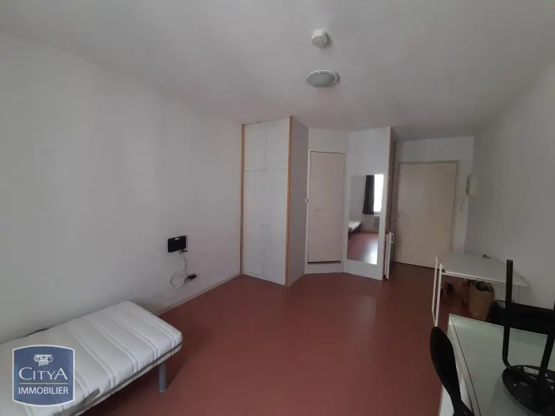 Photo 2 Appartement 1 pièce 19.27m²
