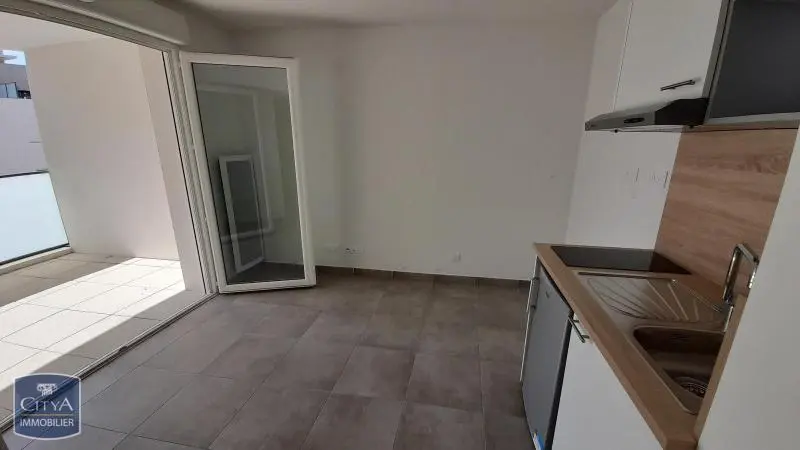 Photo 1 Appartement 1 pièce 23.4m²
