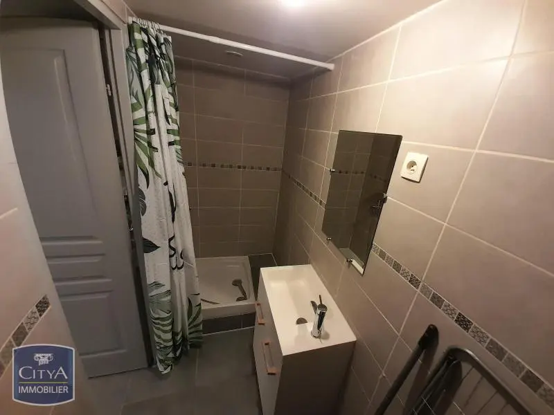 à louer Nîmes location t2 meublé centre ville