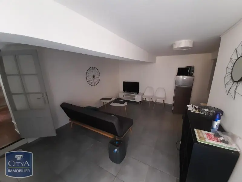 à louer Nîmes location t2 meublé centre ville