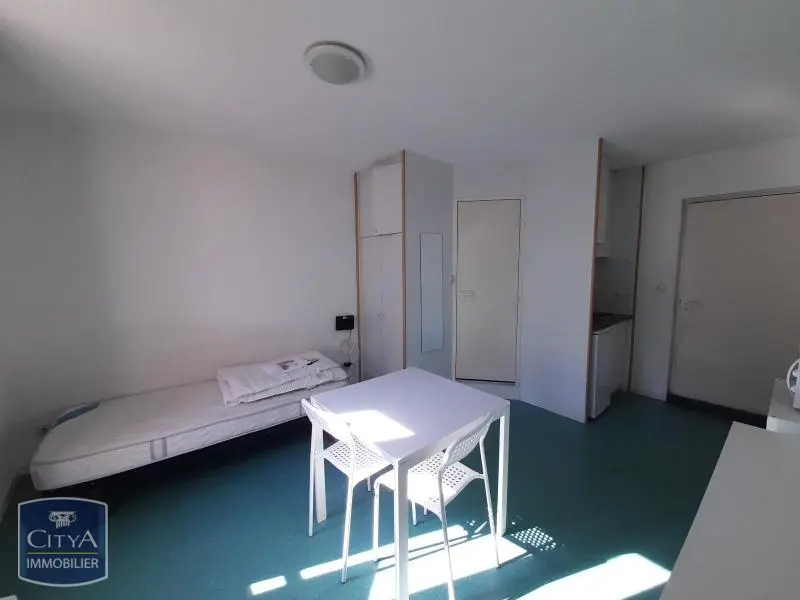 Photo 3 Appartement 1 pièce 17.02m²