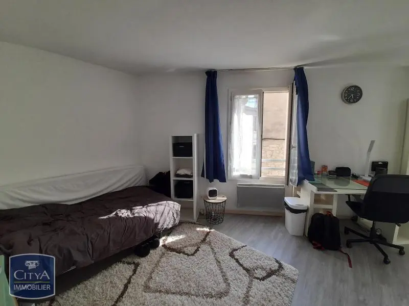 Photo 1 Appartement 1 pièce 26.96m²