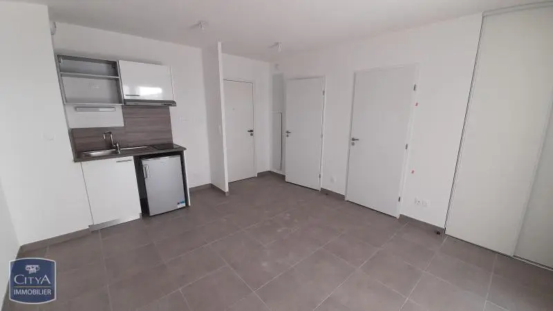 Photo 3 Appartement 1 pièce 26.9m²