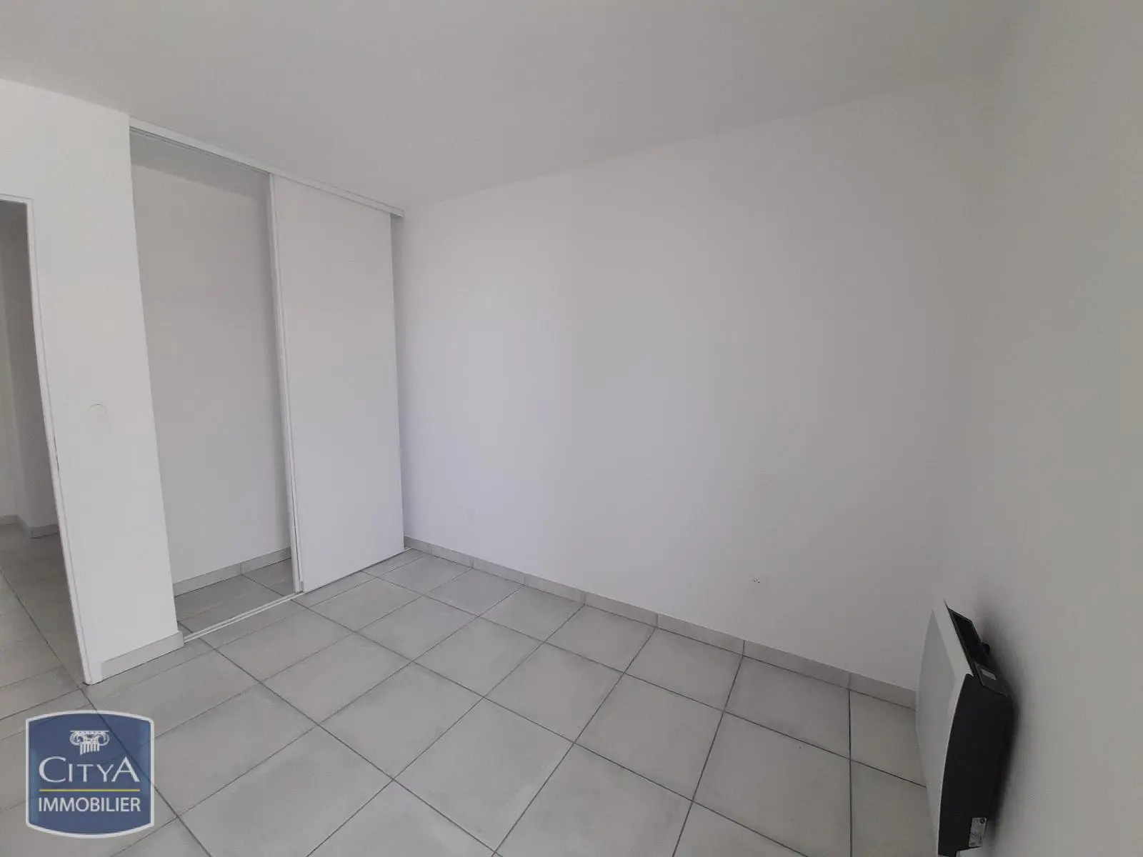 RÉSIDENCE RECENTE DE STANDING - EXCLUSIVITÉ - NIMES - LOCATION T3 - DEUX TERRASSES - DEUX PARKINGS - QUARTIER JEAN JAURES