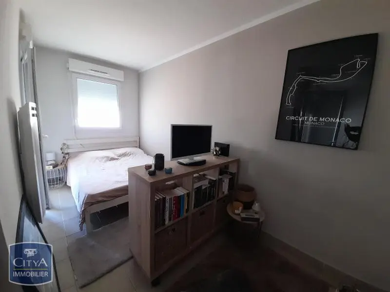 Photo 2 Appartement 1 pièce 33.27m²